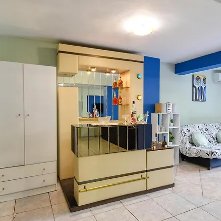 Anemos Old Town Daire *